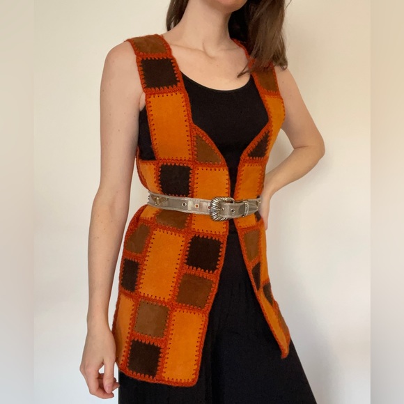 70’s suede and crochet patchwork vest - Picture 4 of 14